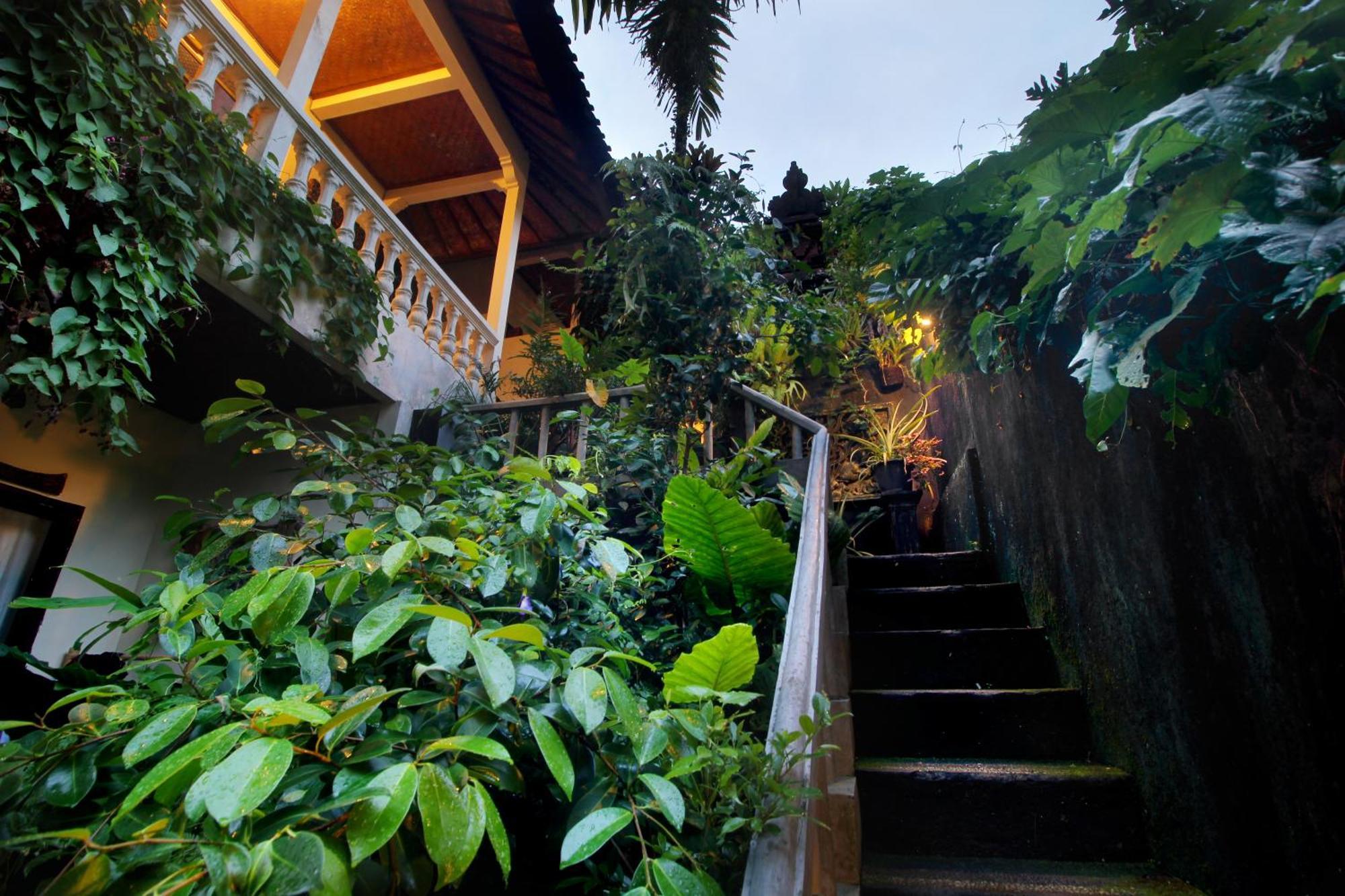 Sari Gong Guest House, A Trishula Collection Ubud Exteriér fotografie